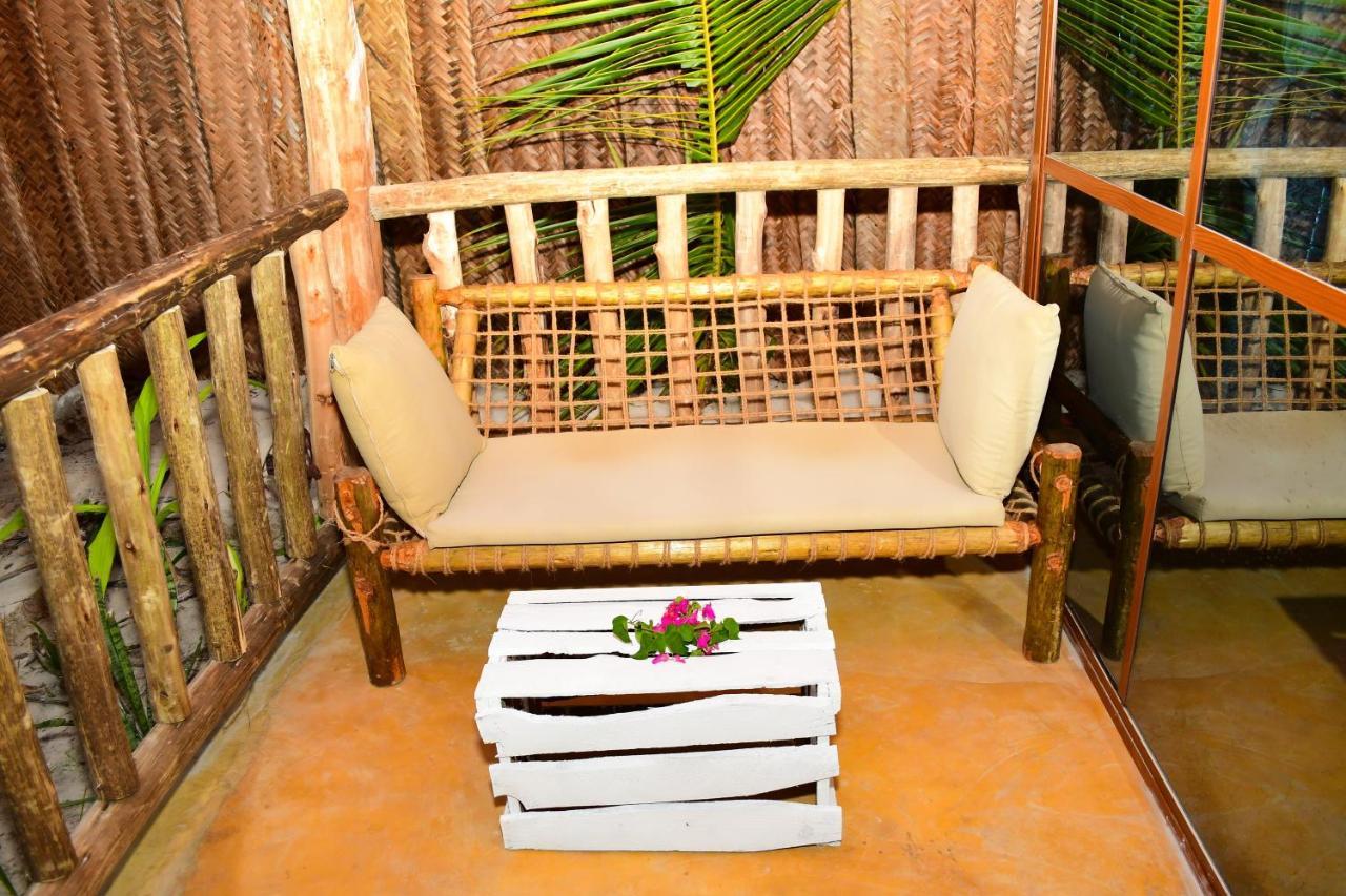 Mwananchi Bungalows Paje Bagian luar foto